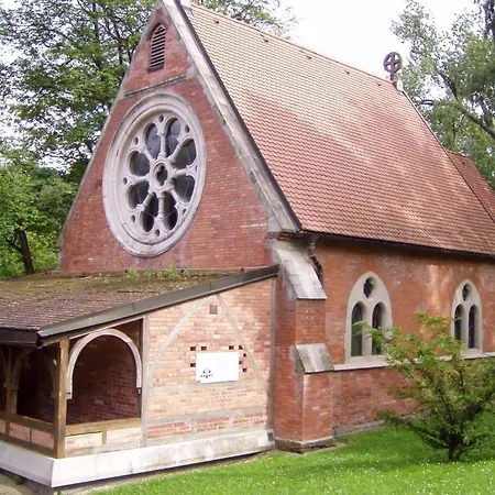 Topapartmany Lesni アパート *