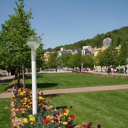 アパート Topapartmany Lesni *